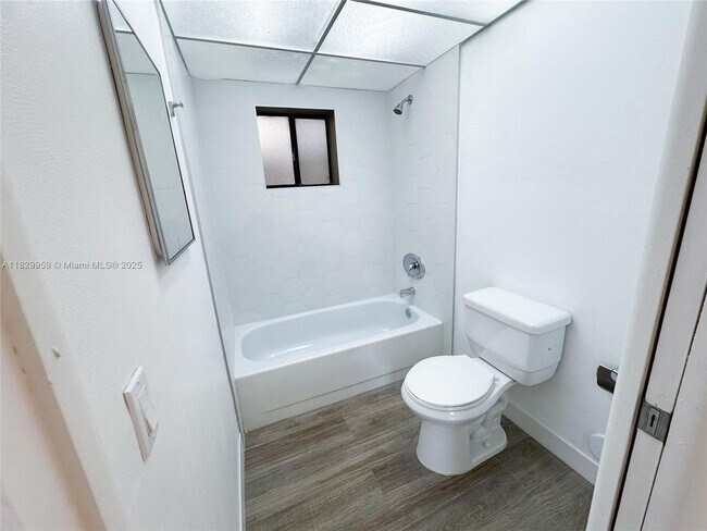 Building Photo - 8025 SW 107th Ave