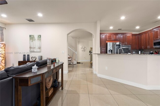 Building Photo - 8825 NW 100th Pl