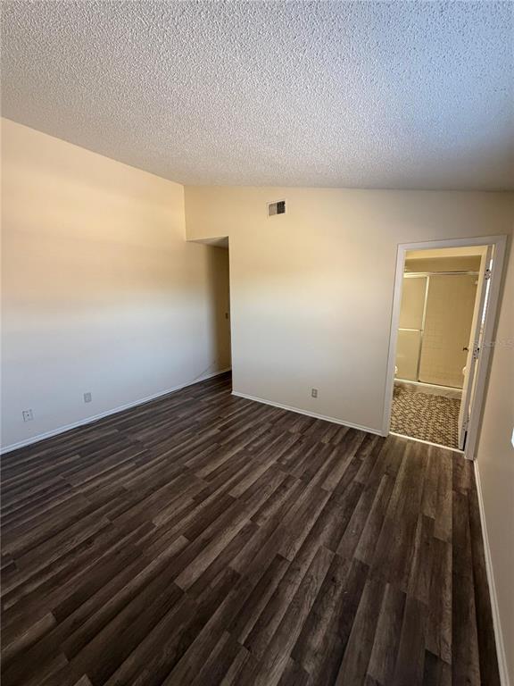 Building Photo - 533 E Curlew Pl