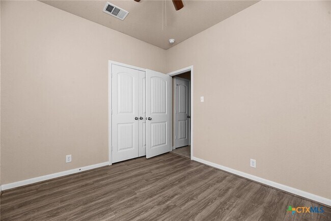 Building Photo - 481 Centinela St