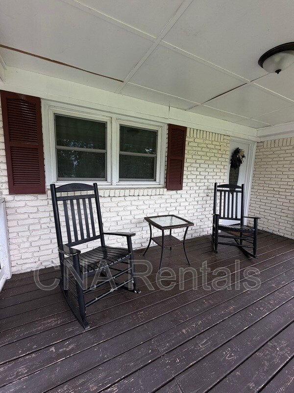 Building Photo - 2040 Panstone Ct SW