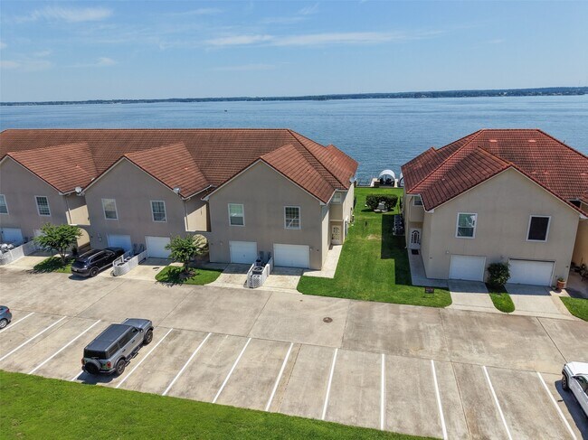 Building Photo - 16 Regency Pt