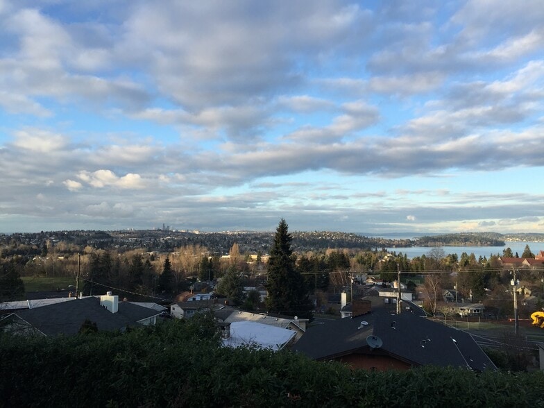 Building Photo - 5728 S Ryan St