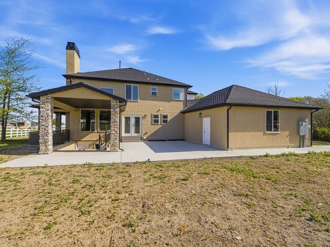 Building Photo - RES_O VAN DER WATT_14512