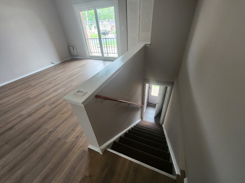 Building Photo - 7758 Rockwell Ave