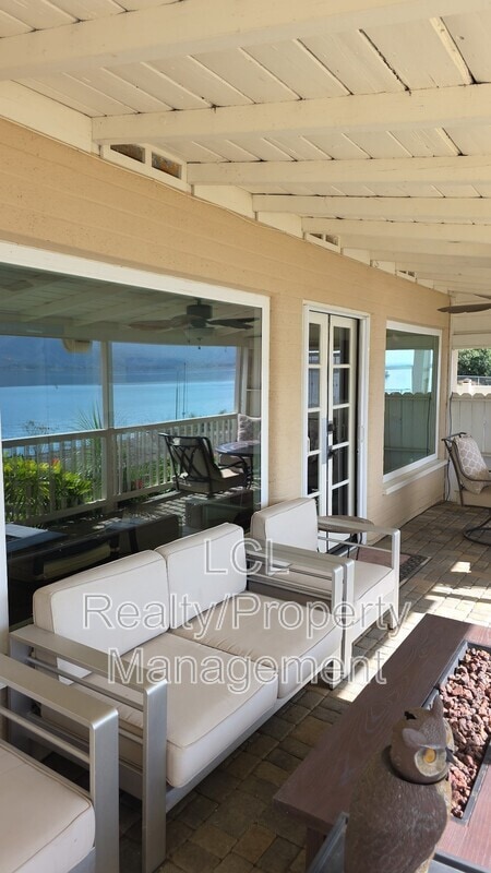 Building Photo - 17977 Lakeshore Dr