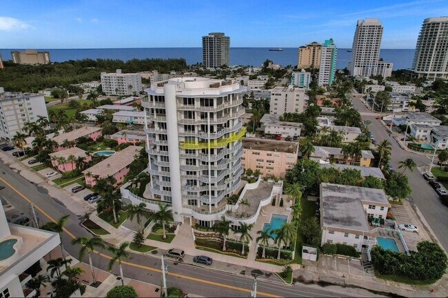 Building Photo - 612 Bayshore Dr