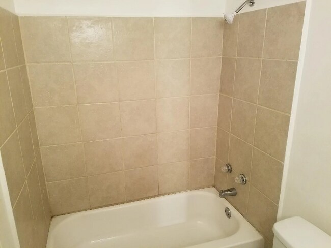 Building Photo - 7820 Dorsett Dr