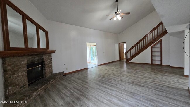 Building Photo - 8532 Bandera Cir E