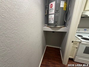Building Photo - 11106 Belair Dr