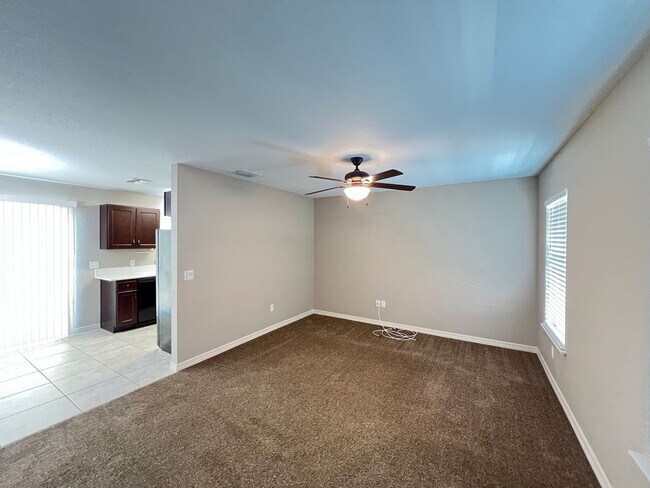 Building Photo - BEAUTIFUL 3 BD/2BA Home in Beautiful Ocala!!!