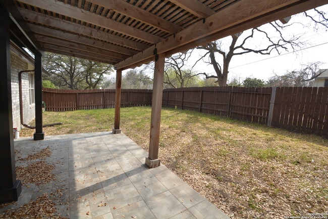 Building Photo - 13903 Cedar Canyon