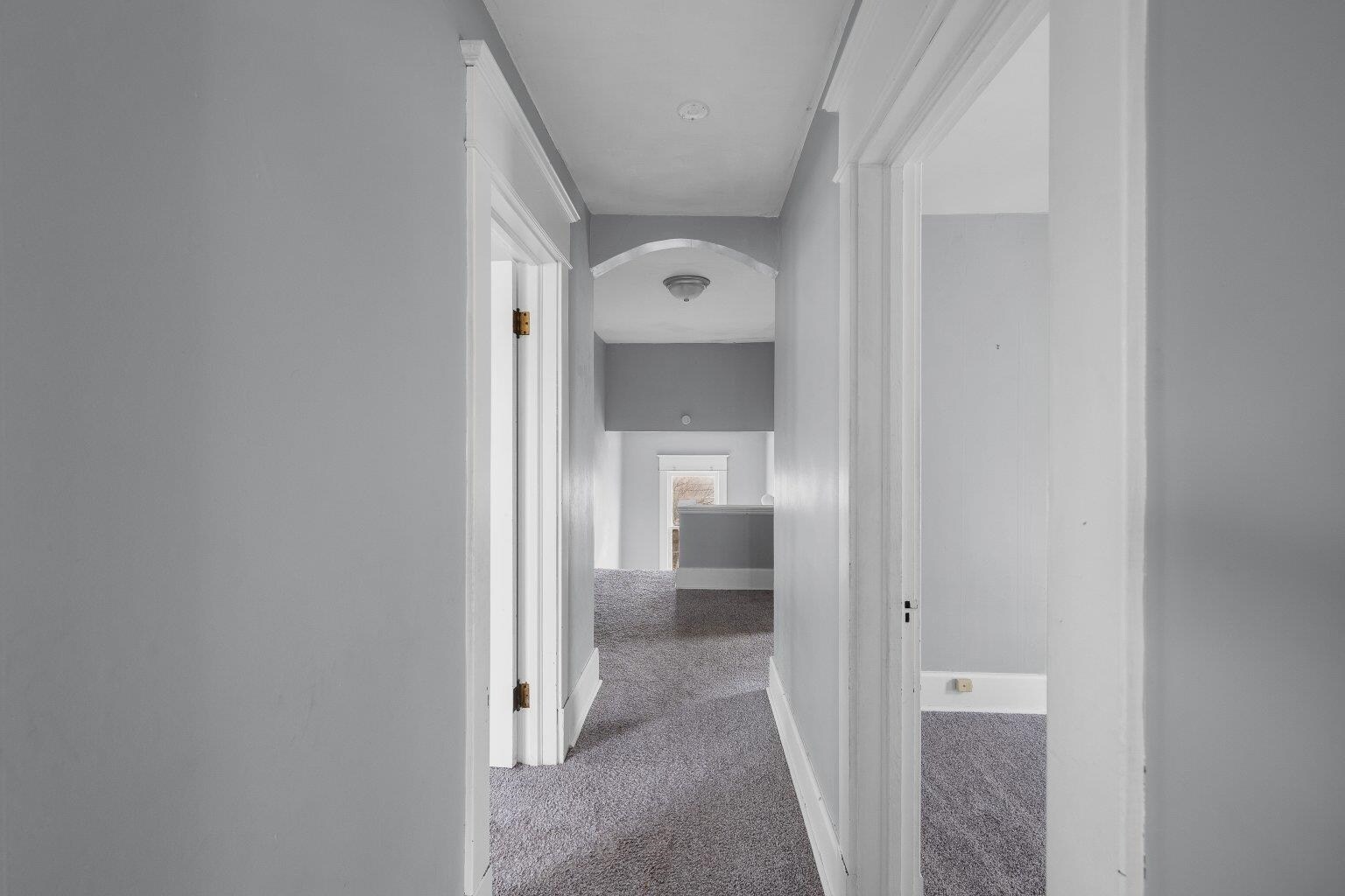 Building Photo - 1321 W 13th St