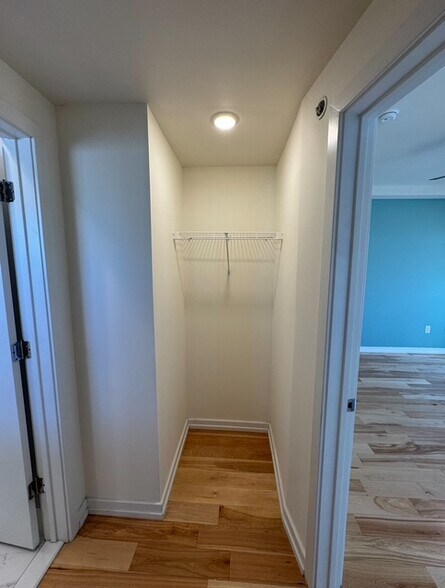 Bedroom #3 Walk-in Closet - 2256 Dickinson St