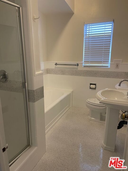 Building Photo - 9836 Charleville Blvd