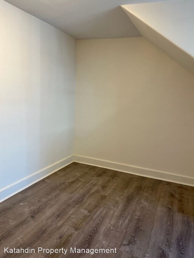 Building Photo - 3 br, 1.5 bath House - 41 Beacon Street
