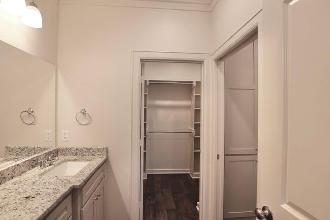 Building Photo - Luxury 3 Bedroom 2 Bath Townhomes in Bullard ISD!