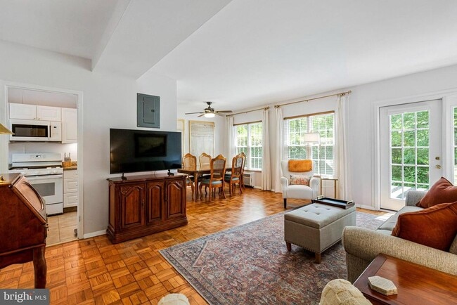 Building Photo - 1760 Preston Rd