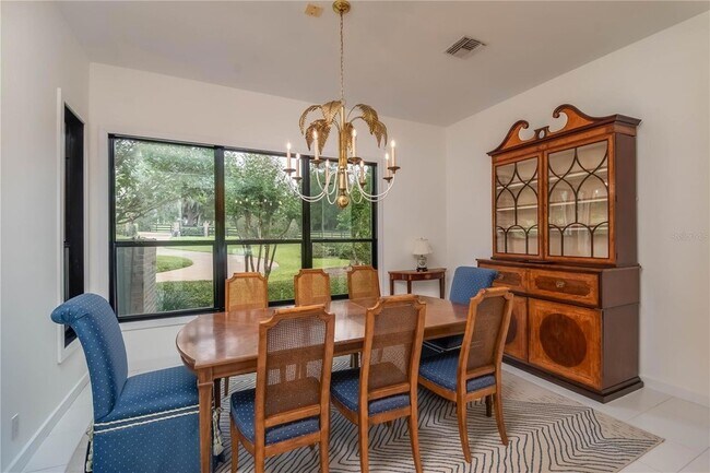 Building Photo - 5951 SW 21st Avenue Rd