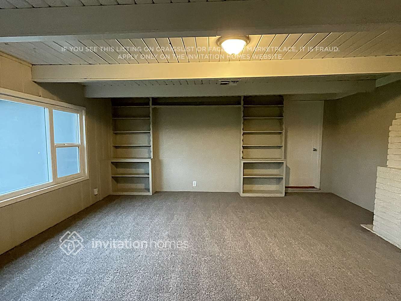 Building Photo - 2305 Carlsbad Ave