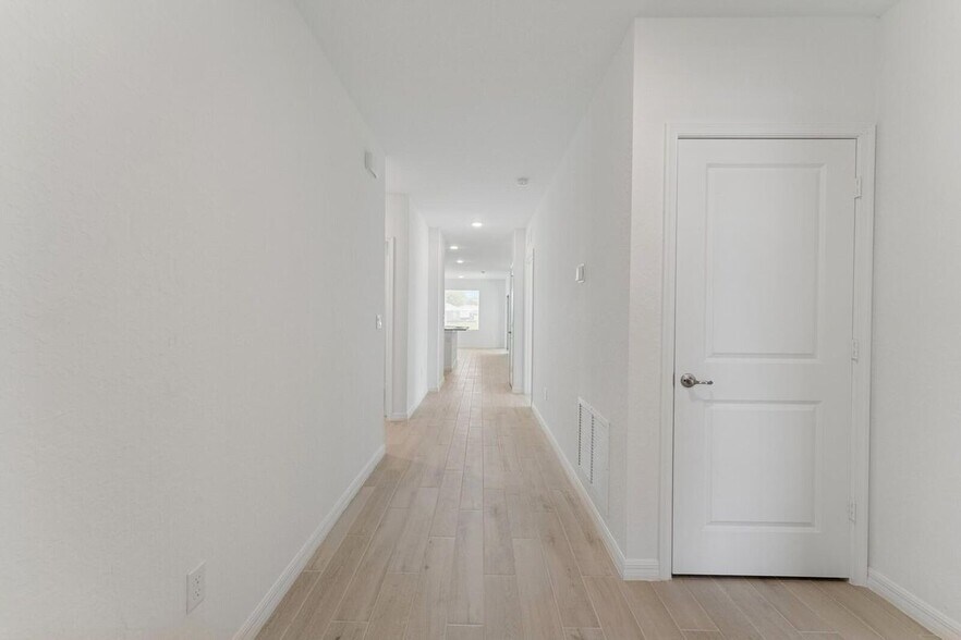 Building Photo - 4971 Armina Pl