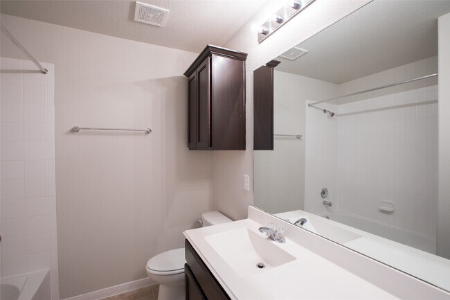 Building Photo - 29311 Dunns Creek Ct