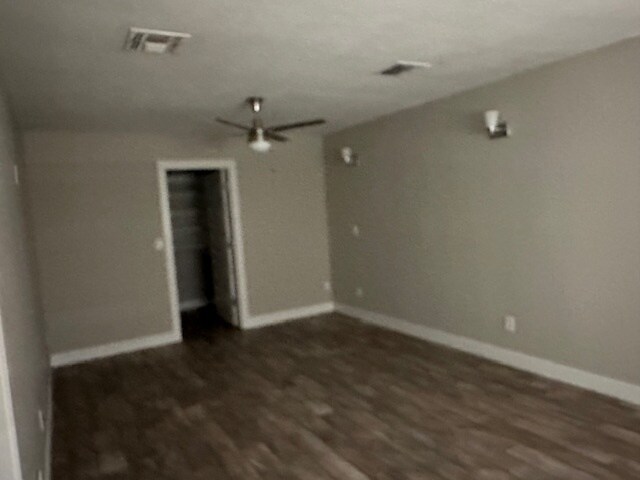 Building Photo - 1416 E Del Rio Dr