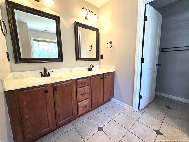 Building Photo - 175 Briar Haven Ct