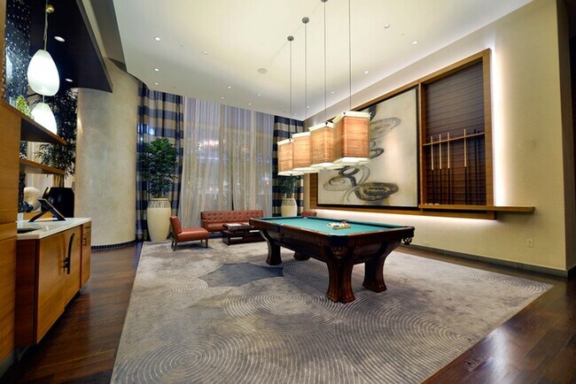 Building Photo - 3750 S Las Vegas Blvd