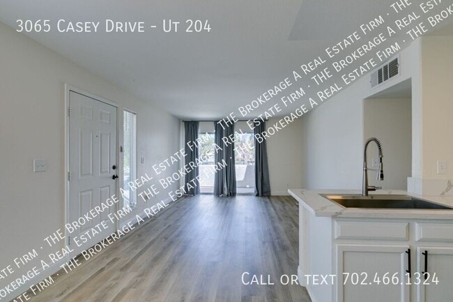 Building Photo - 3065 Casey Dr