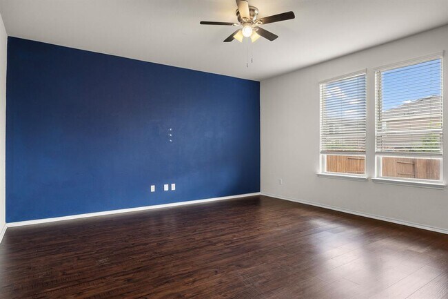 Building Photo - 11801 Jackson Fls Wy