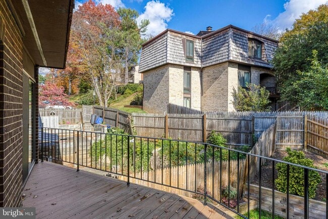 Building Photo - 4923 Casimir St