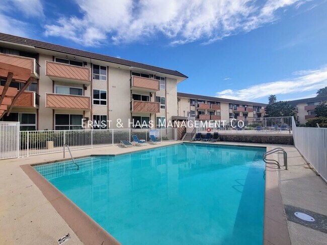 Building Photo - 5585 E Pacific Coast Hwy