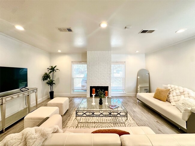 Building Photo - 5421 Judalon Ln