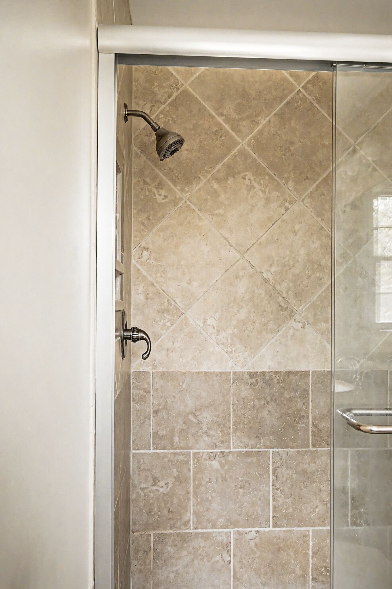 Building Photo - 4509 Baton Rouge Dr