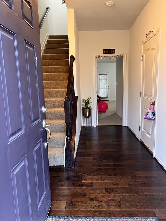 Building Photo - 7932 John Galt Wy