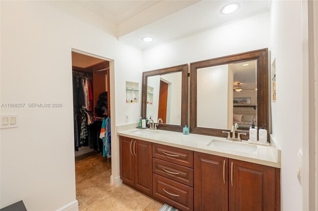 Building Photo - 8235 NW 157th Terrace