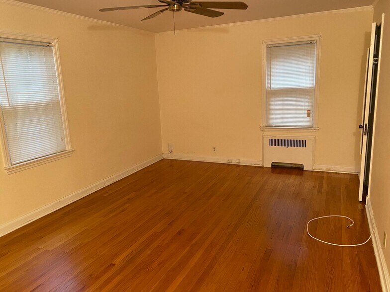 Building Photo - 44 Ellsworth Ave