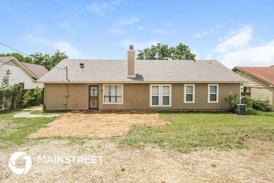 Building Photo - 3552 Kirby Terrace Dr