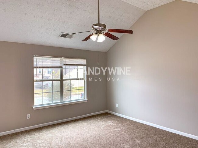 Building Photo - Captivating 4BR! A remarkable find