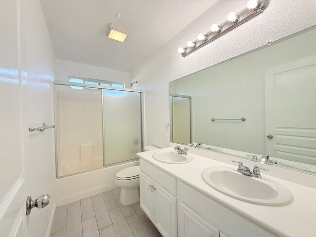 Building Photo - 2023 San Antonio Ct