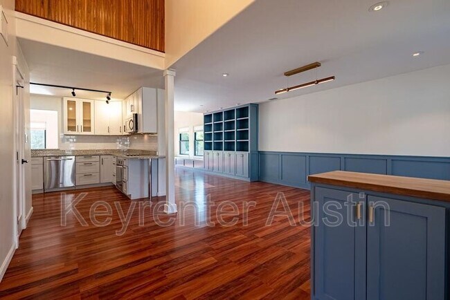 Building Photo - 7501 Daugherty St