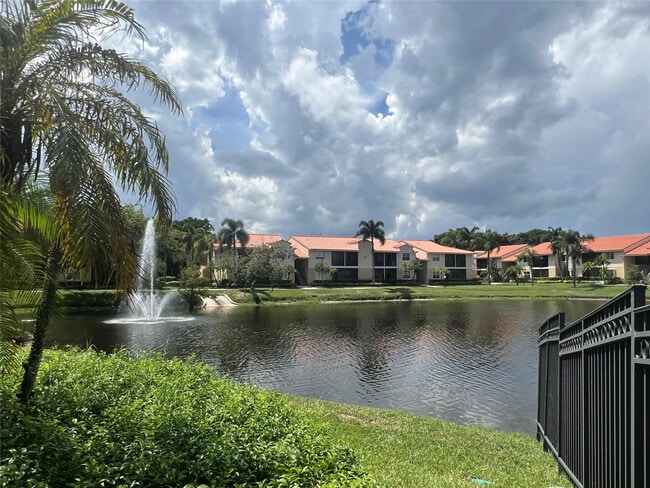 Building Photo - 1241 SW 46th Ave