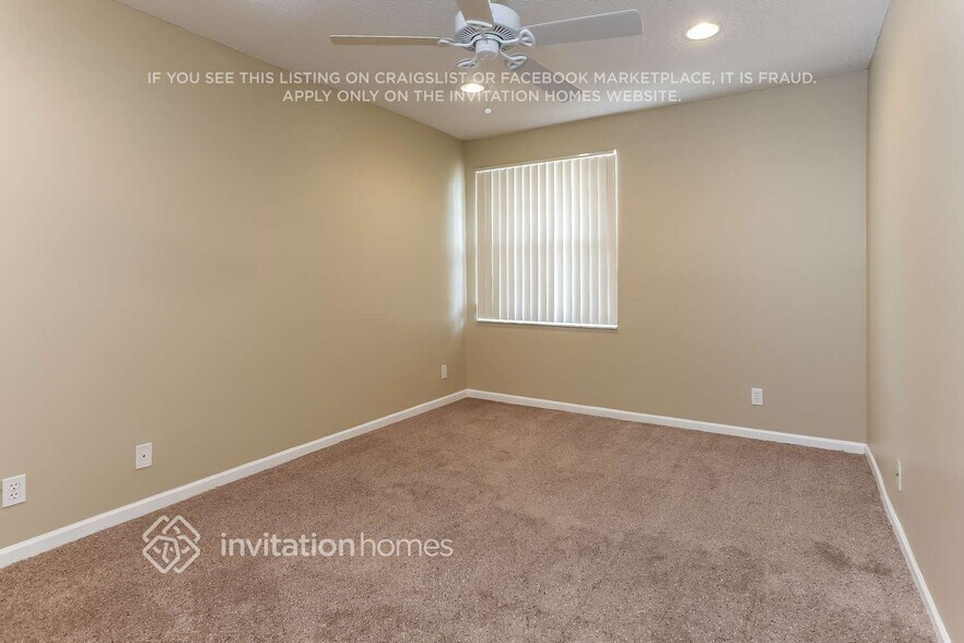 Building Photo - 3148 SW 177th Ave