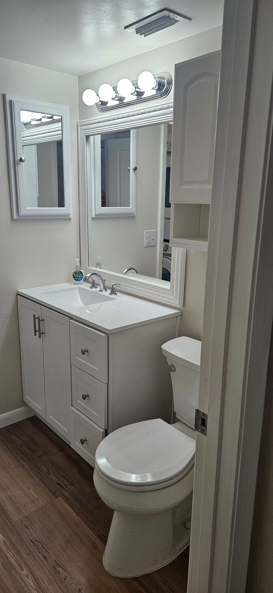 Updated Bathroom - 1108 Green Pine Blvd