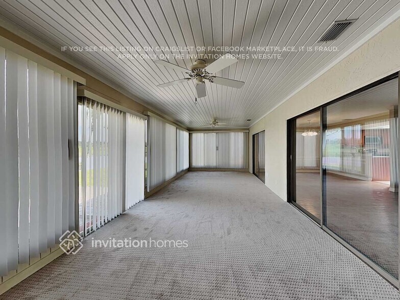 Building Photo - 1449 Lake Marion Dr