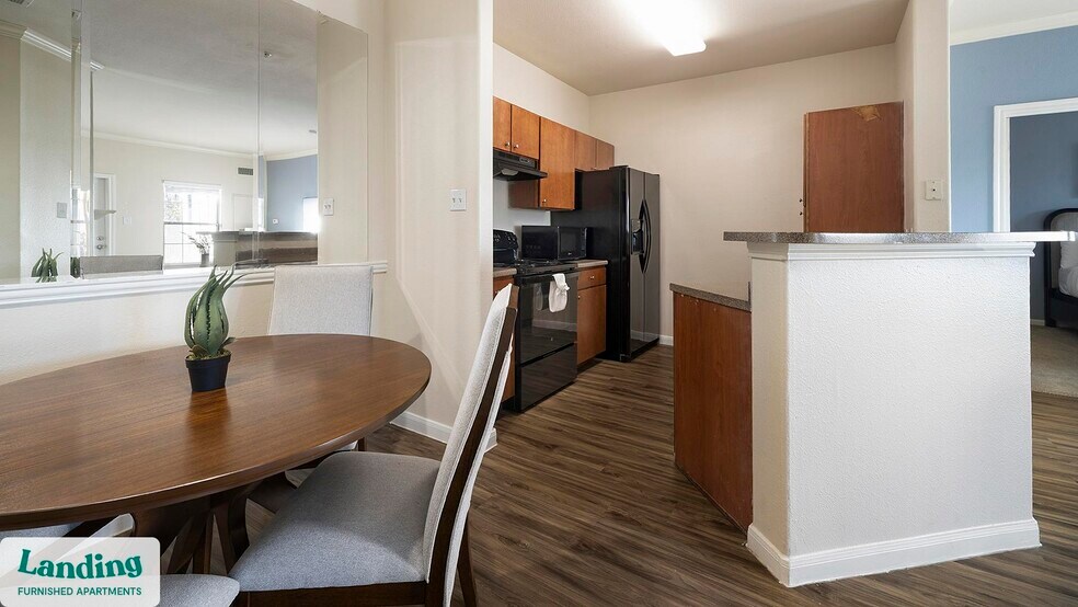 Building Photo - 1215 W Slaughter Ln