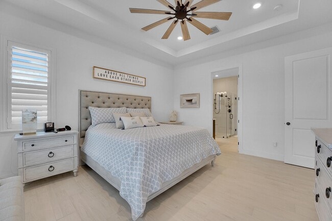 Building Photo - 15763 Longboat Key Dr