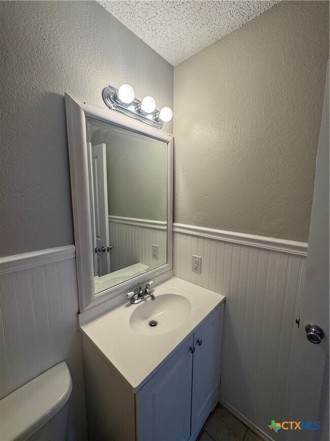 Building Photo - 2810 Daniel Boone Trail