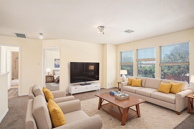 Building Photo - 200 Frontier Cove